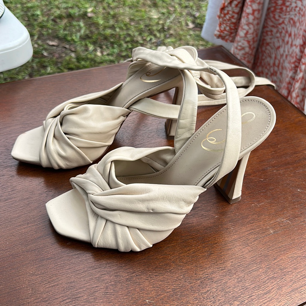 Sam Eldman Heels